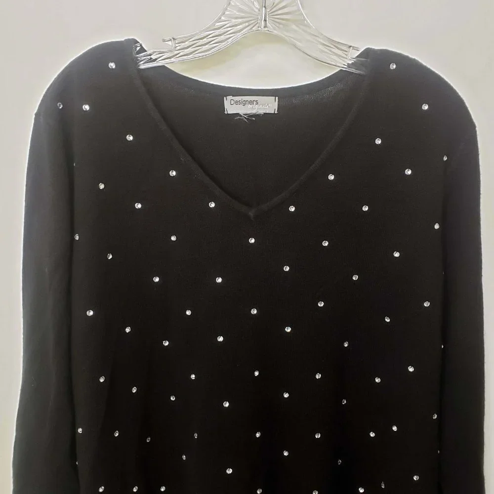 Designer Originals Women's Black Knit Scoop Neck Faux Diamond Top Sweater - Picture 2 of 11